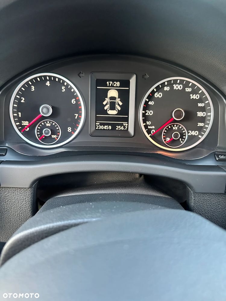 Volkswagen Tiguan - 7