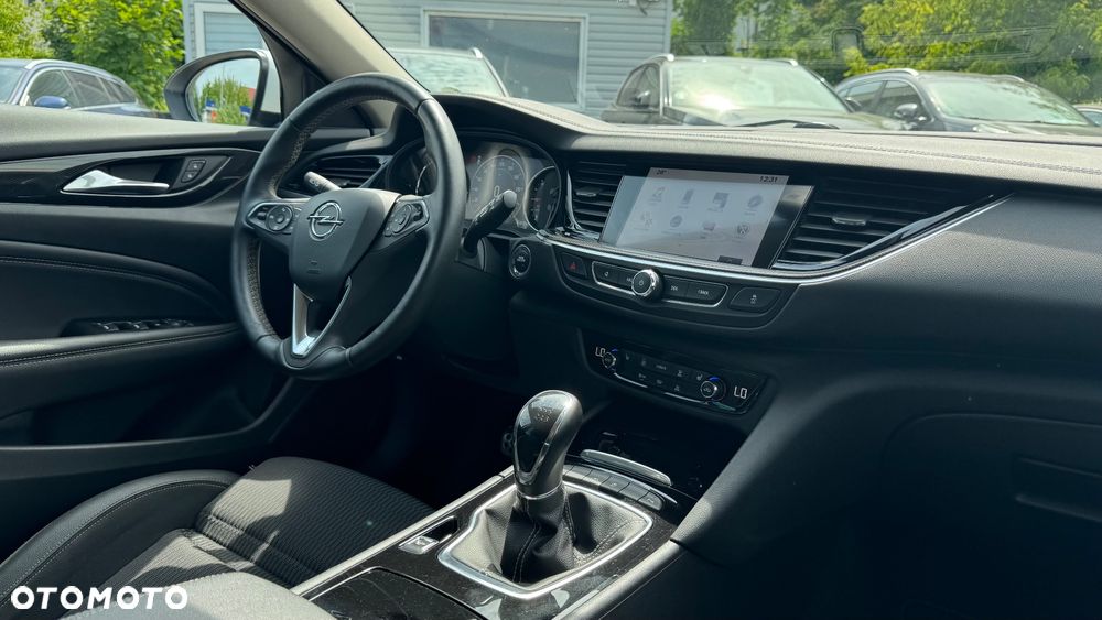 Opel Insignia 1.5 T Enjoy S&S Eco - 38