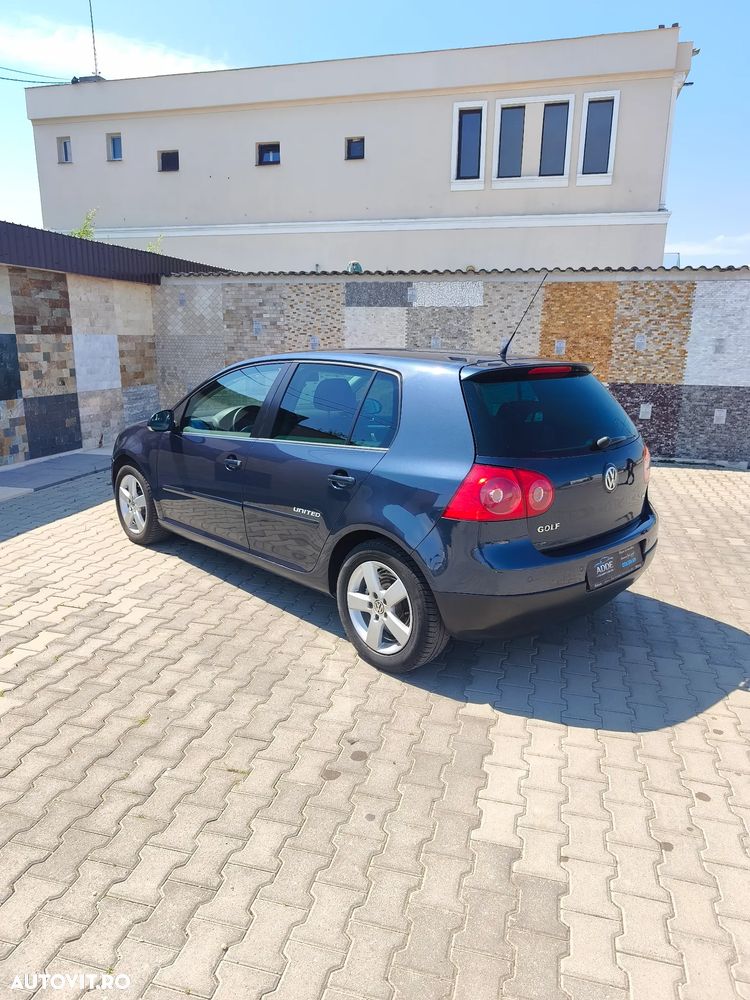Volkswagen Golf 1.6 Highline - 12