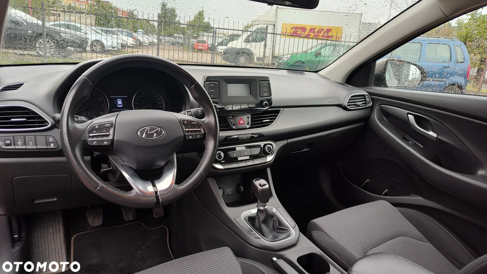 Hyundai i30 1.5 DPI Classic + - 14