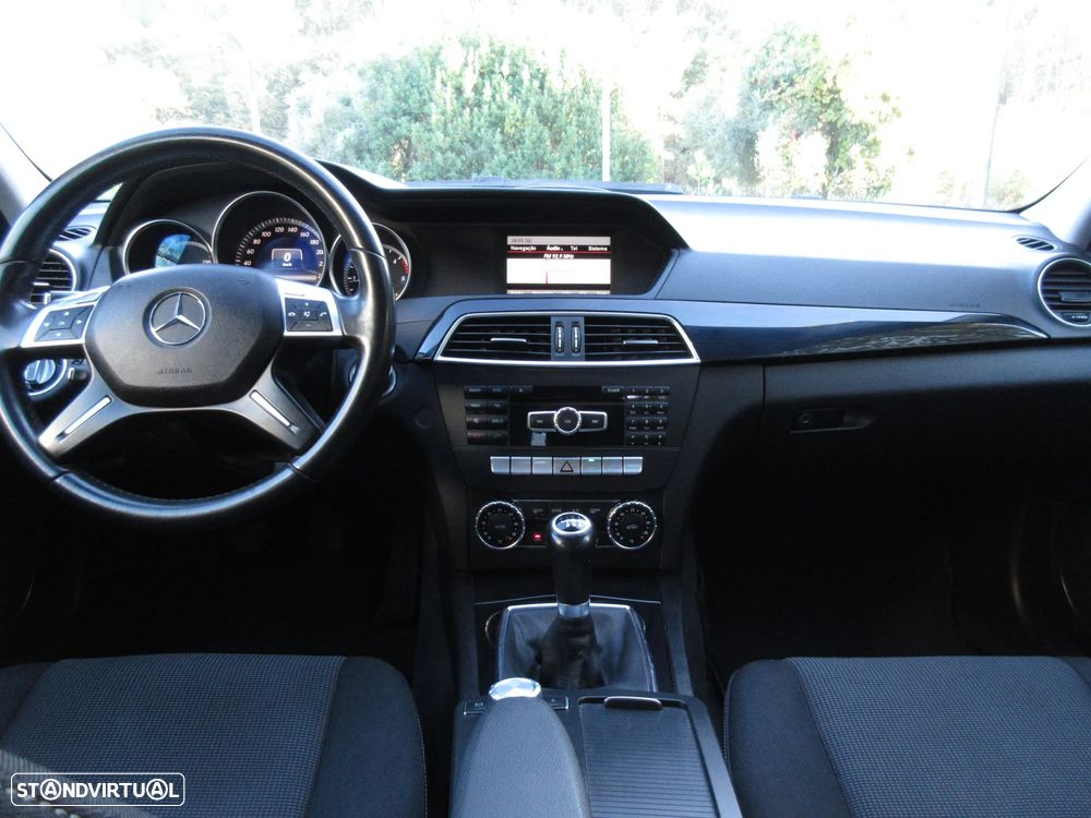 Mercedes-Benz C 180 - 34