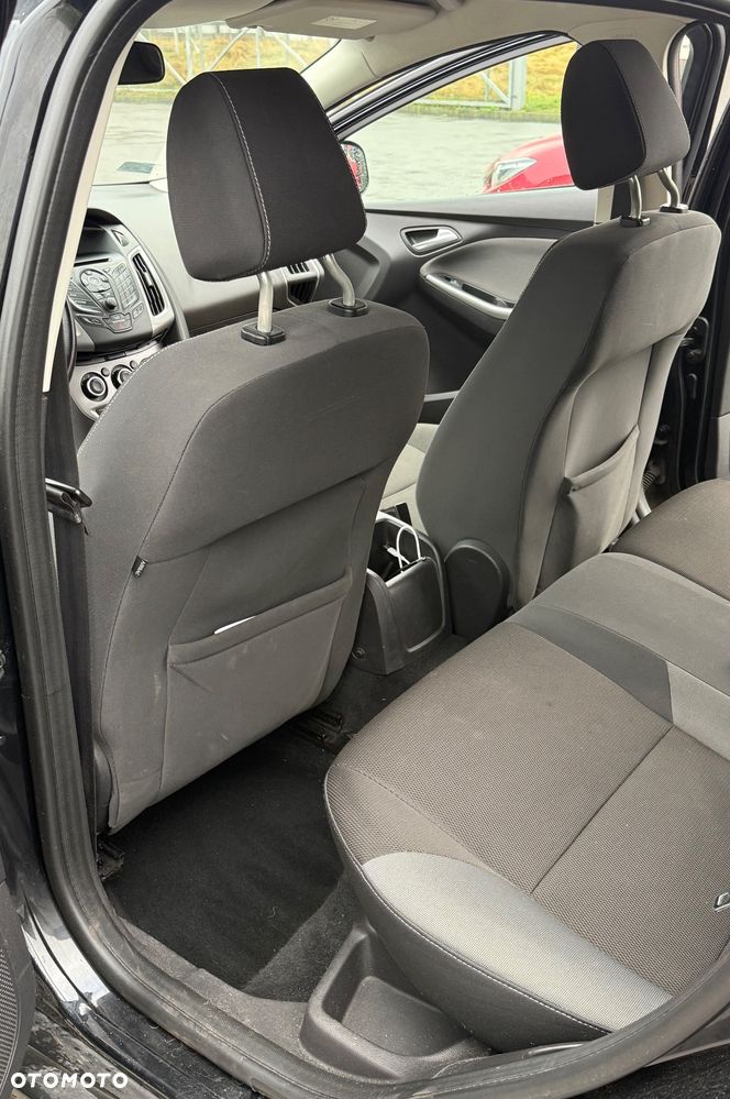 Ford Focus 1.6 Trend - 16