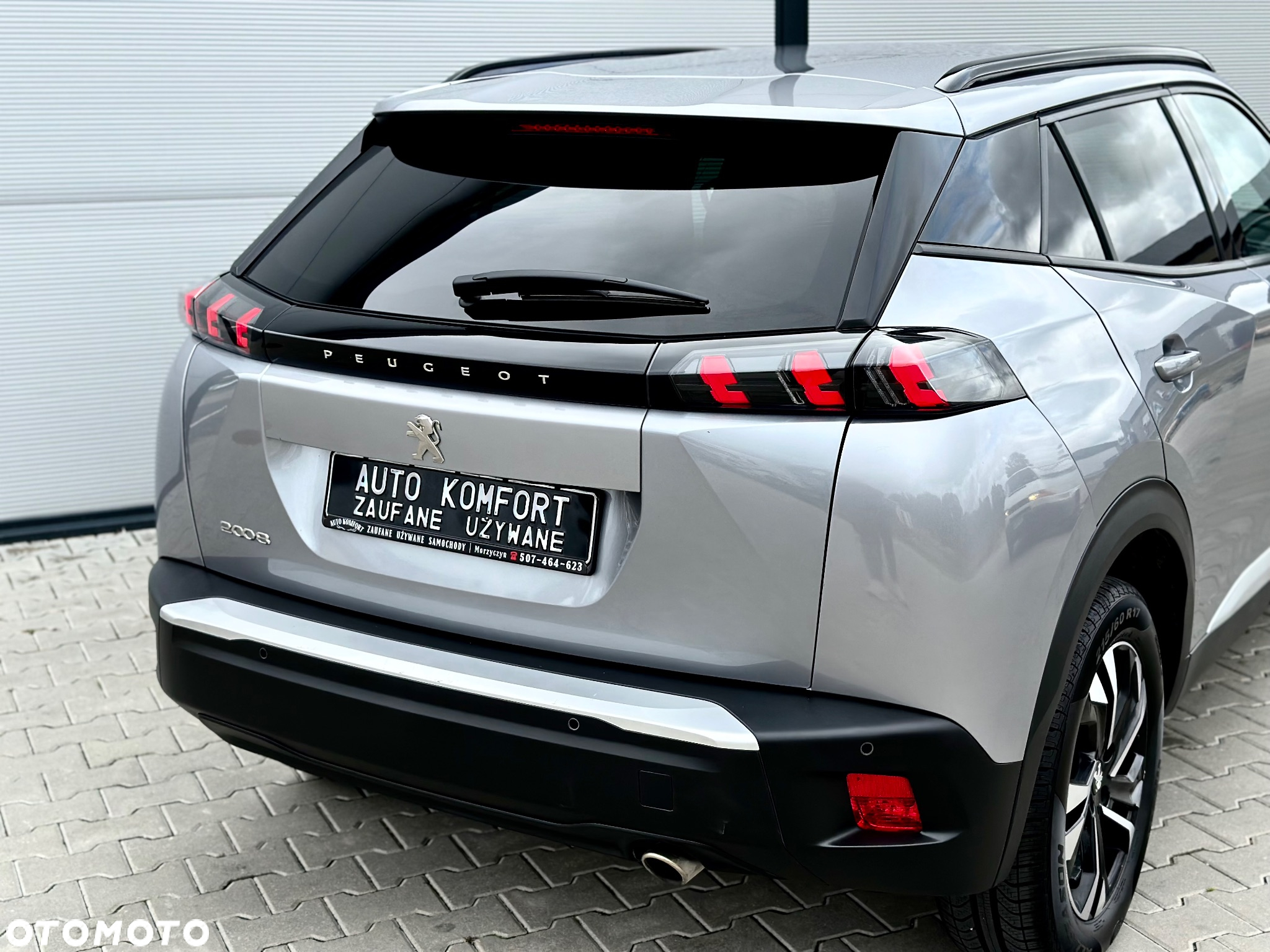 Peugeot 2008 1.5 BlueHDi Allure S&S EAT8 - 14