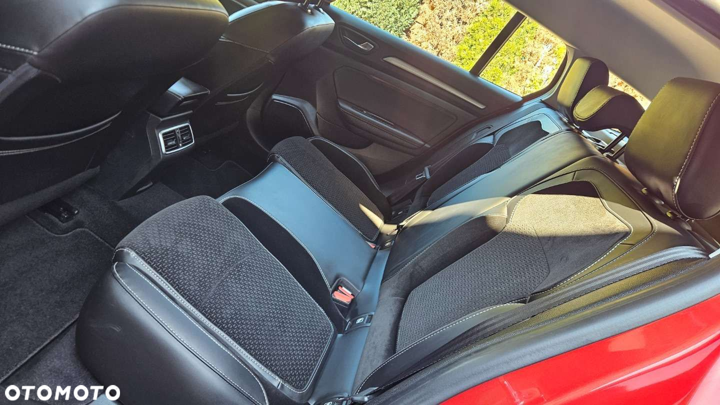 Renault Megane Grandtour ENERGY TCe 130 BOSE EDITION - 19