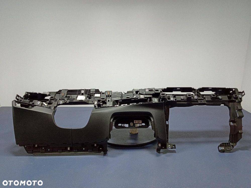 BMW IX1 X1 U11 DOLNA CZĘŚĆ DESKI ROZDZIELCZEJ KONSOLI EU 9875244 - 1