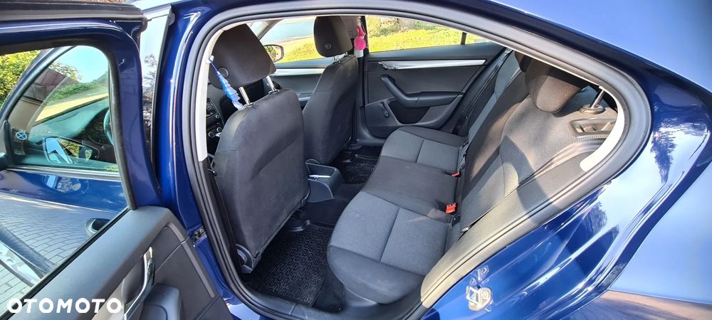 Skoda Octavia 1.6 TDI Active - 11