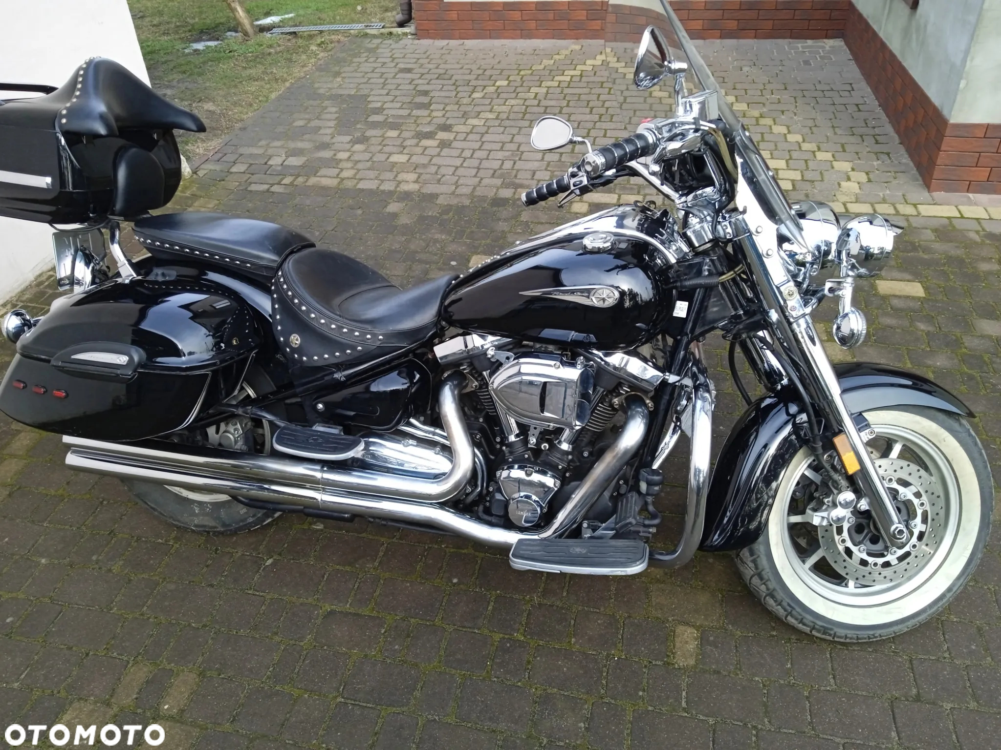 Yamaha XVS - 8