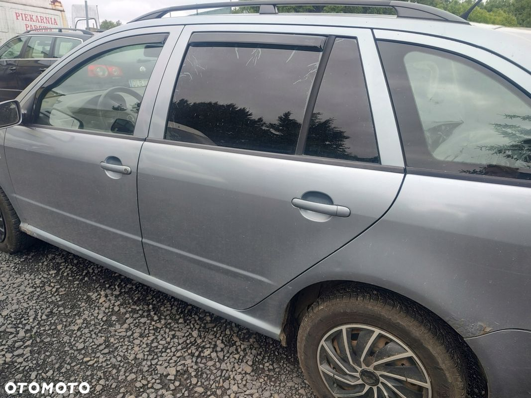 SKODA FABIA I MASKA GRILL 9151 - 3