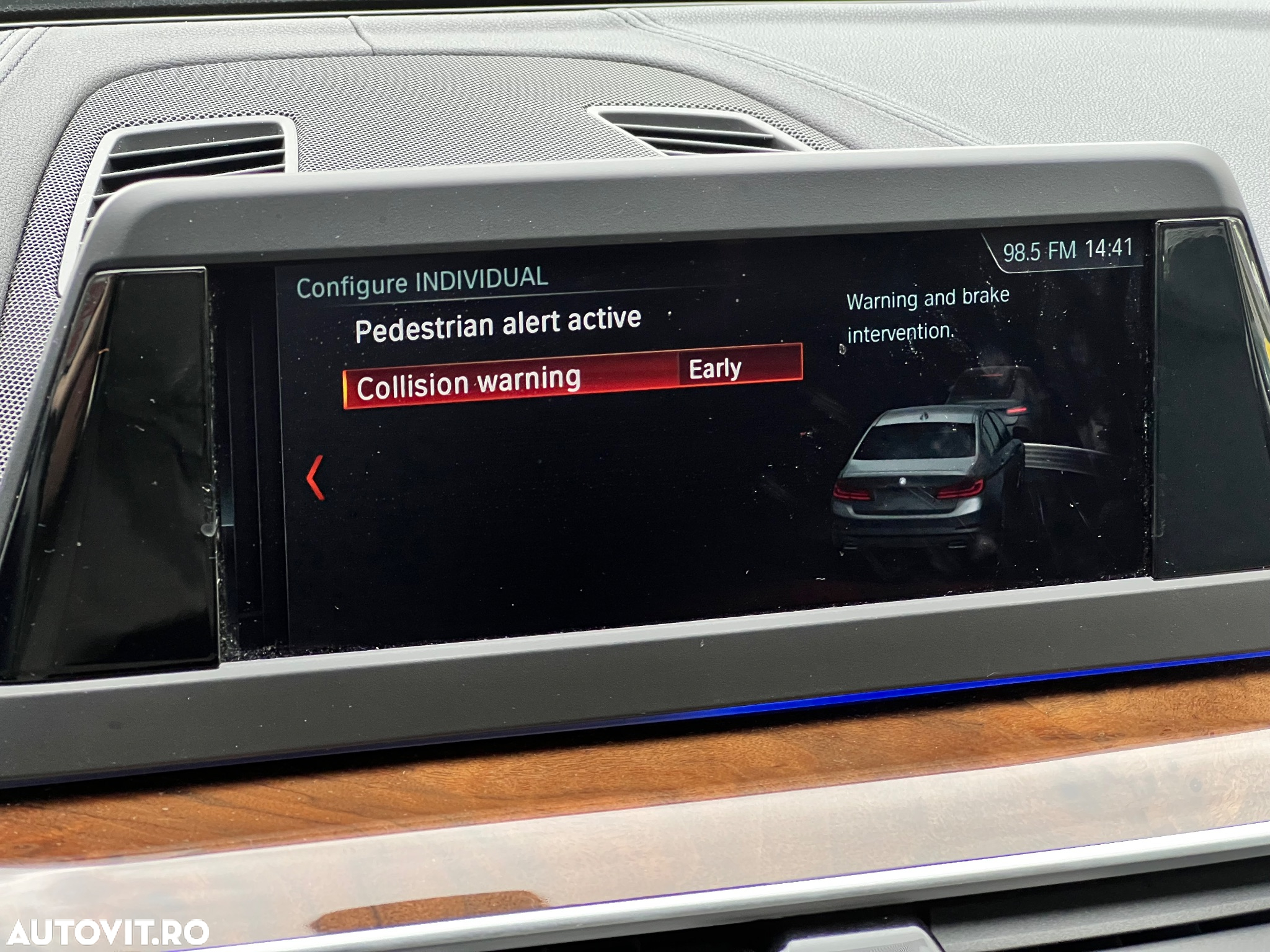 BMW Seria 5 520d xDrive AT - 30