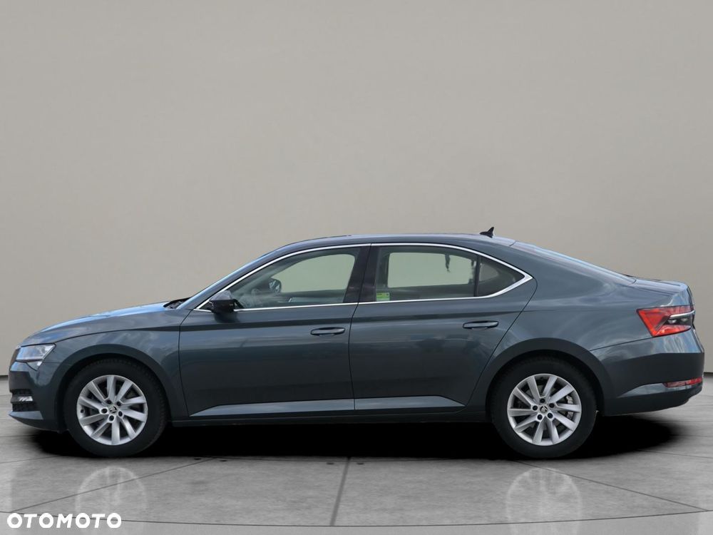 Skoda Superb 2.0 TDI SCR Ambition DSG - 8