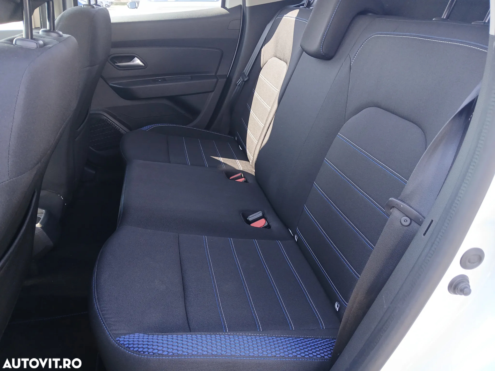 Dacia Duster ECO-G 100 SL BlueLine - 9
