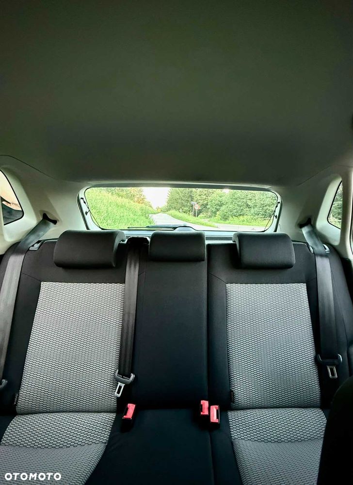 Volkswagen Polo - 7