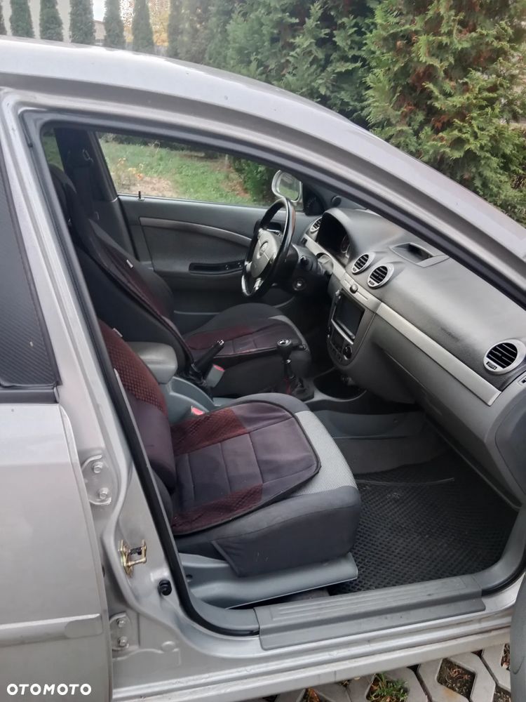 Chevrolet Lacetti - 7
