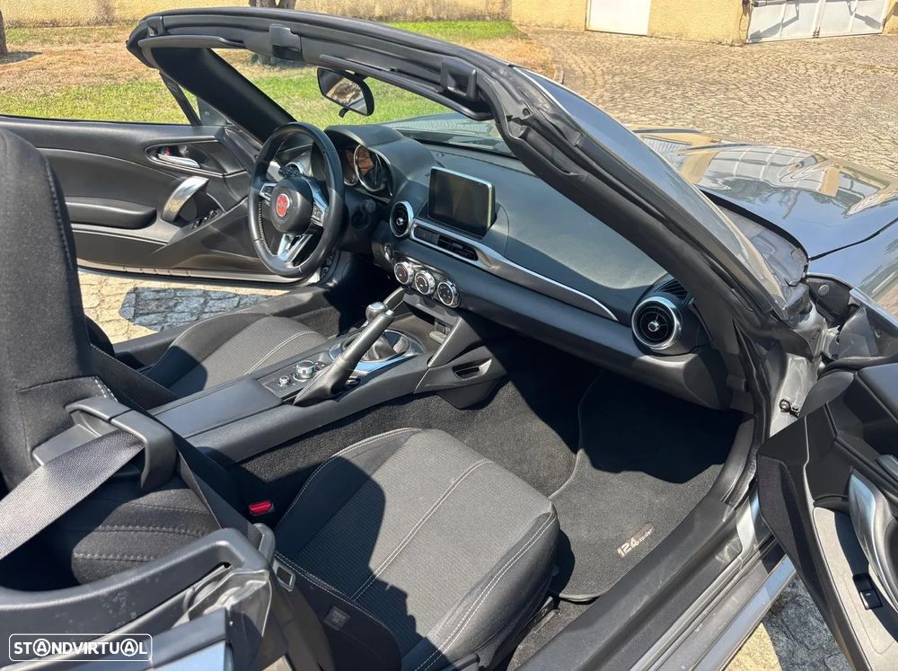 Fiat 124 Spider 1.4 MultiAir Turbo - 12