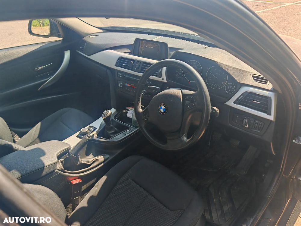 Dezmembrez BMW Seria 3 , F31 , an 2014 , 2.0,D , tip motor N47D20C - 2