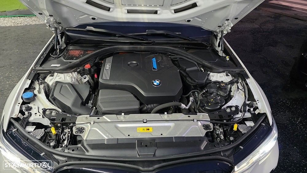 BMW 330 e Pack M Auto - 31