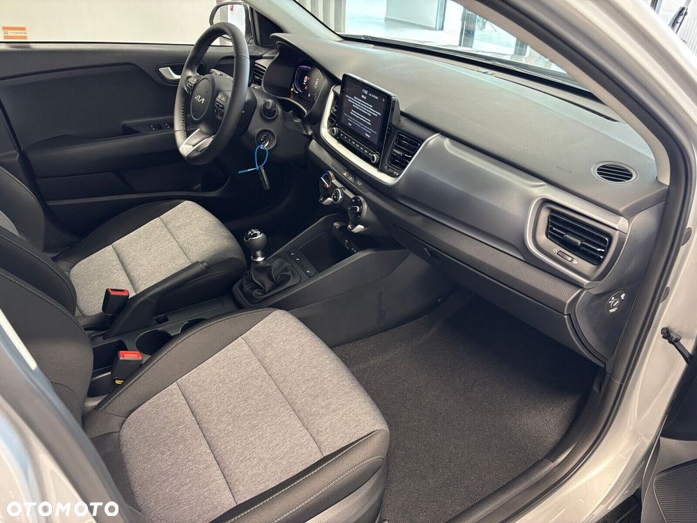 Kia Stonic - 10