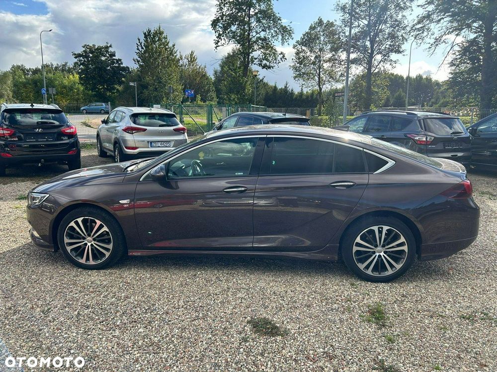 Opel Insignia - 11