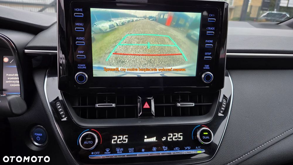 Toyota Corolla 1.8 Hybrid Executive - 14