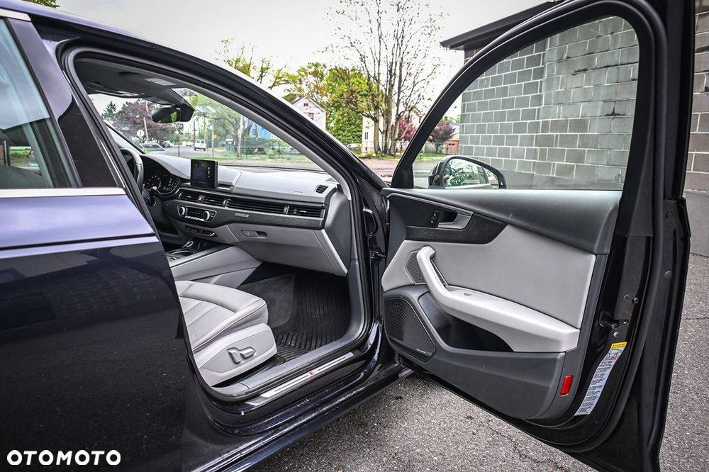 Audi A4 Limousine - 16