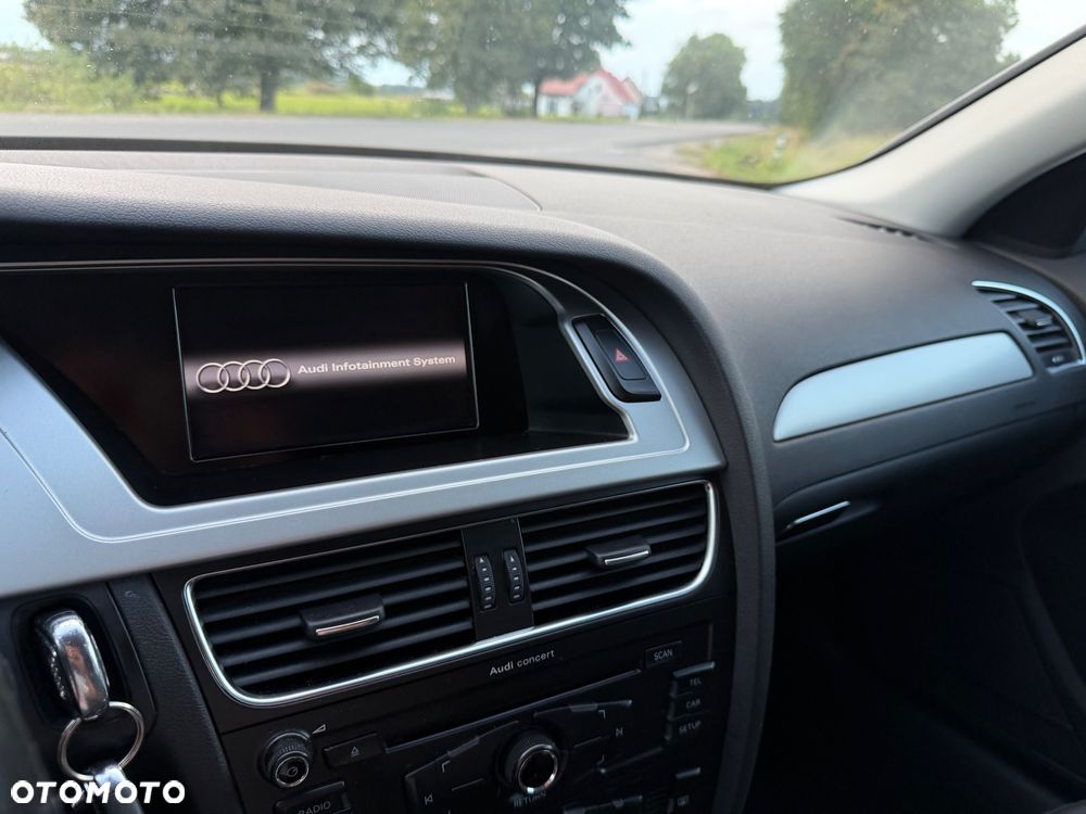Audi A4 Avant 2.0 TDI - 20