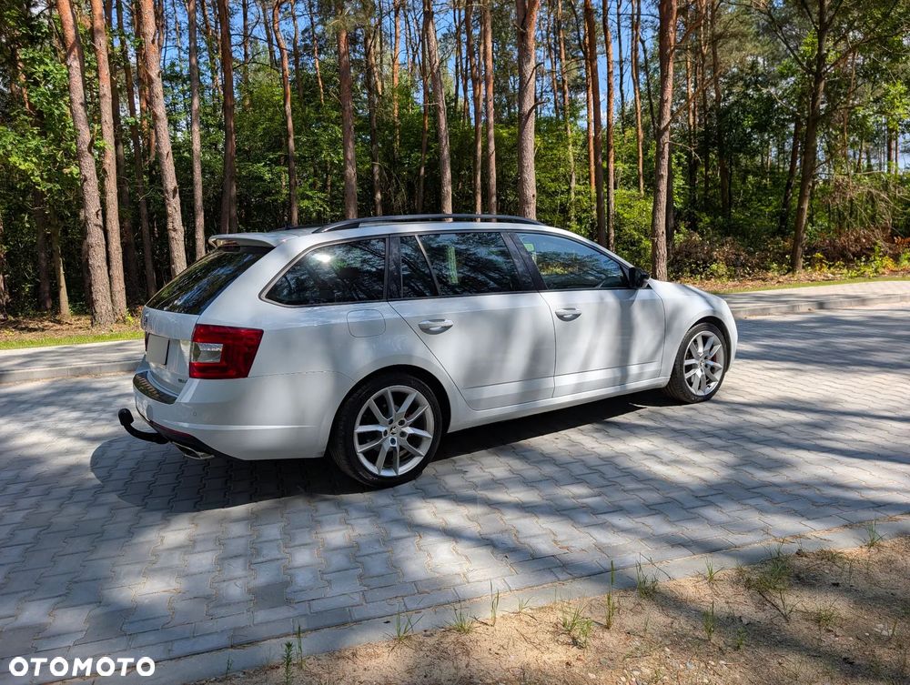 Skoda Octavia 2.0 TDI 4x4 RS DSG - 9