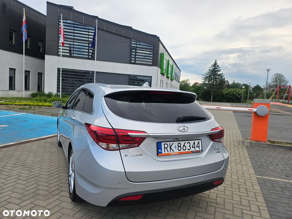 Hyundai i40 Kombi blue 1.7 CRDi Family+ - 29