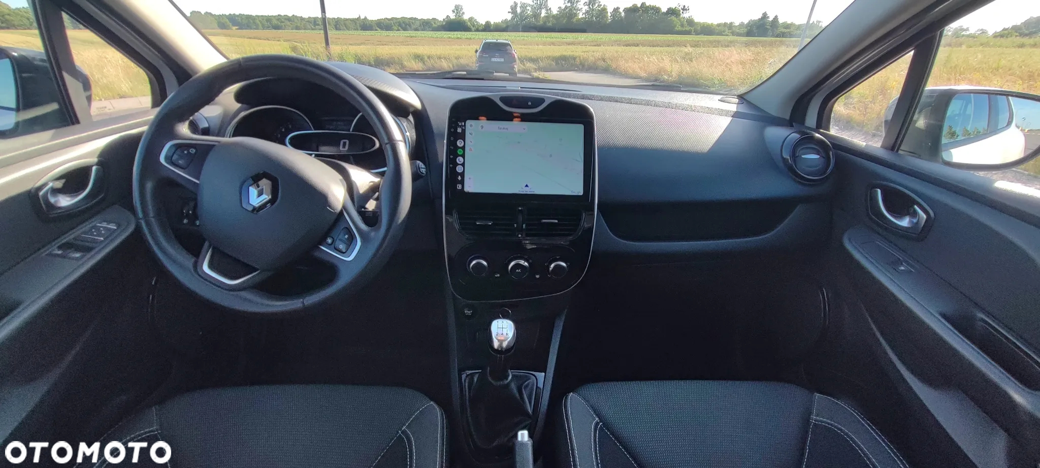 Renault Clio - 9