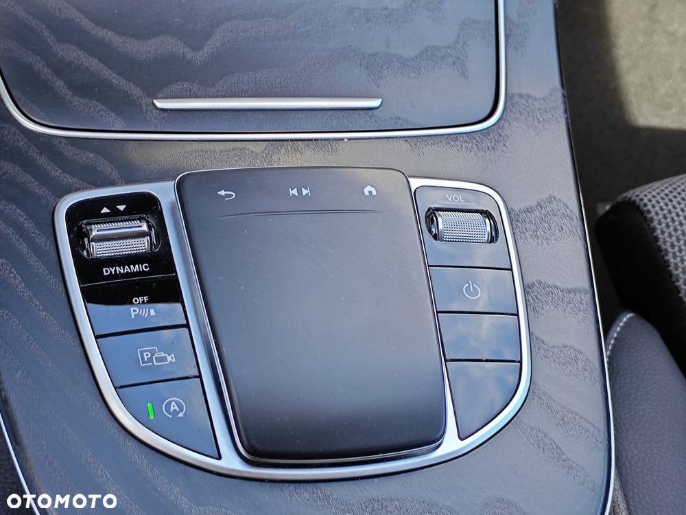 Mercedes-Benz Klasa E 220 d 4-Matic Avantgarde - 6