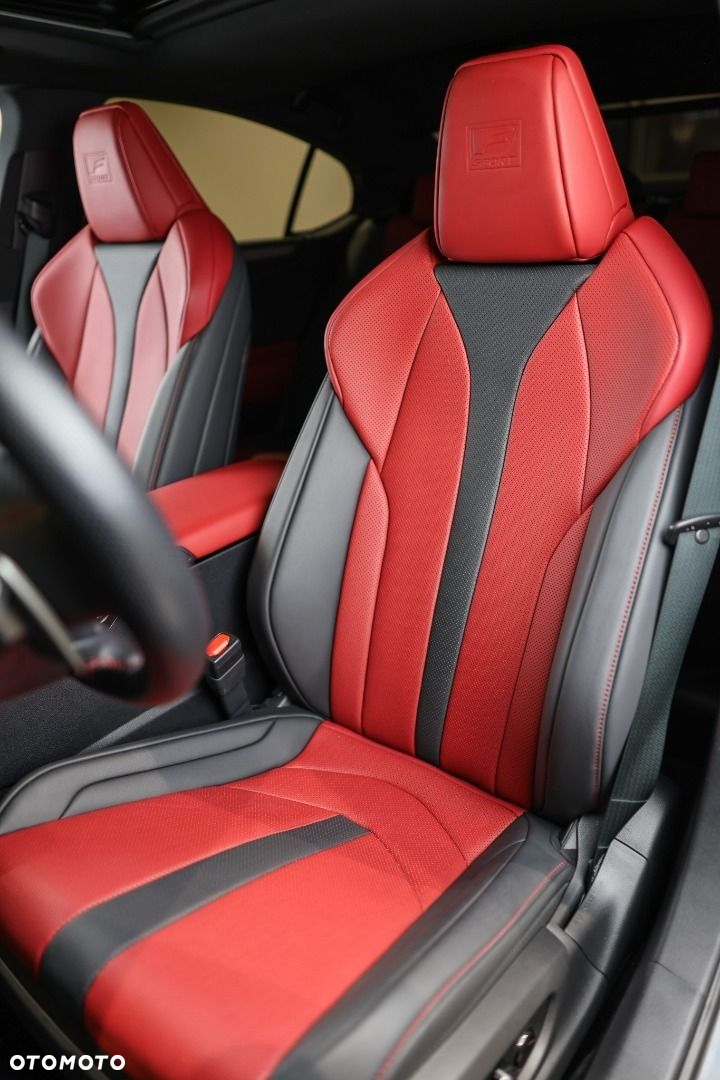 Lexus ES - 8