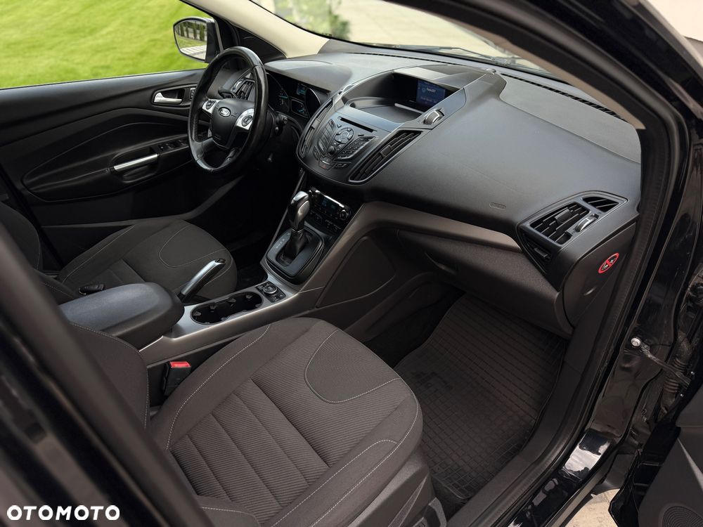 Ford Kuga 2.0 TDCi 4x4 Titanium - 22