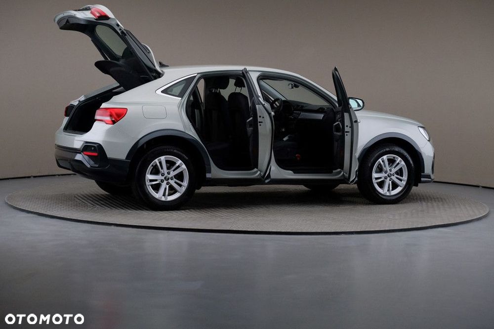 Audi Q3 Sportback - 6