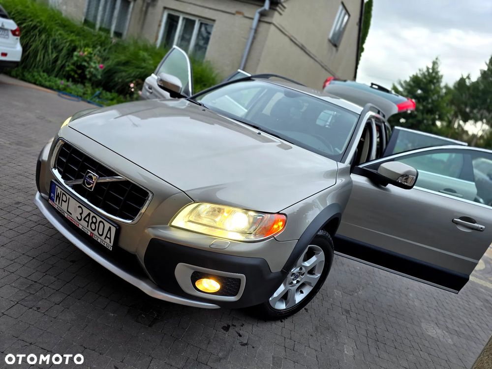Volvo XC 70 - 10