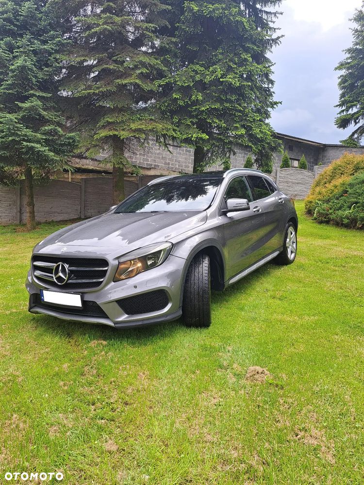 Mercedes-Benz GLA 250 4Matic 7G-DCT AMG Line - 18