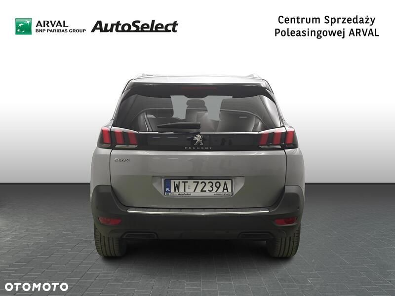 Peugeot 5008 - 5