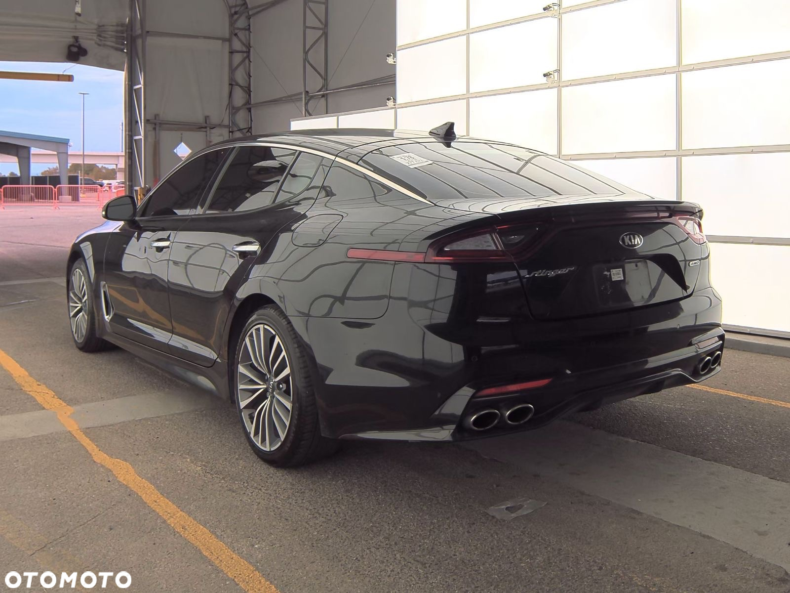 Kia Stinger 2.0 T-GDI XL - 38