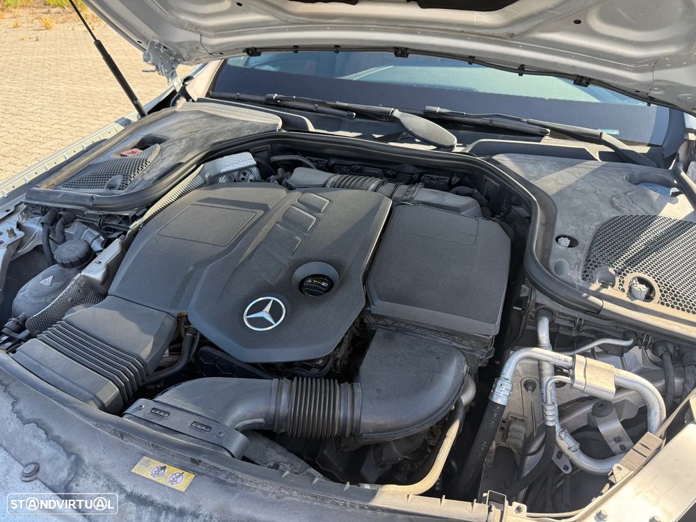 Mercedes-Benz E 220 d AMG - 10