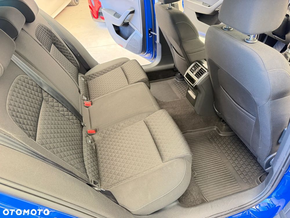 Skoda Superb 2.0 TDI SCR Ambition - 8