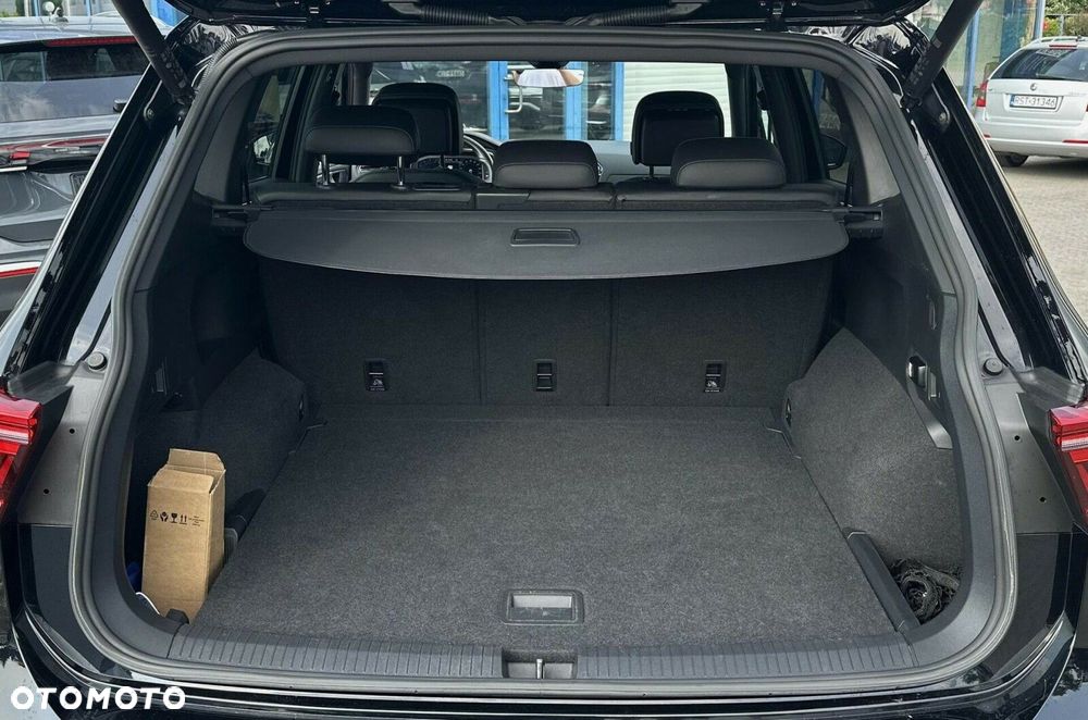 Volkswagen Tiguan Allspace 2.0 TSI 4Mot R-Line DSG - 26