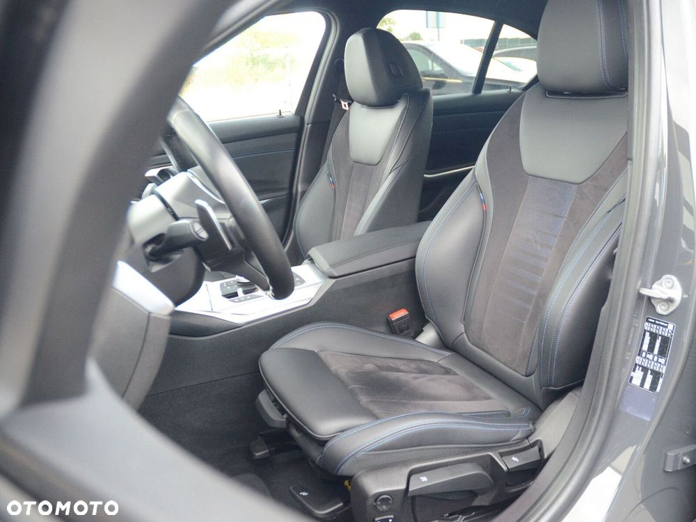 BMW Seria 3 320d xDrive mHEV M Sport sport - 36
