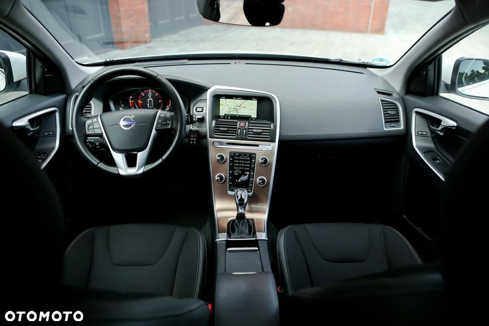 Volvo XC 60 D4 Geartronic Summum - 20