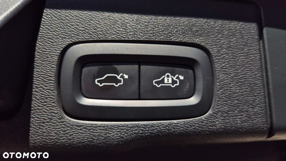 Volvo XC 60 T6 Plug-In Hybrid AWD Inscription Expression - 36