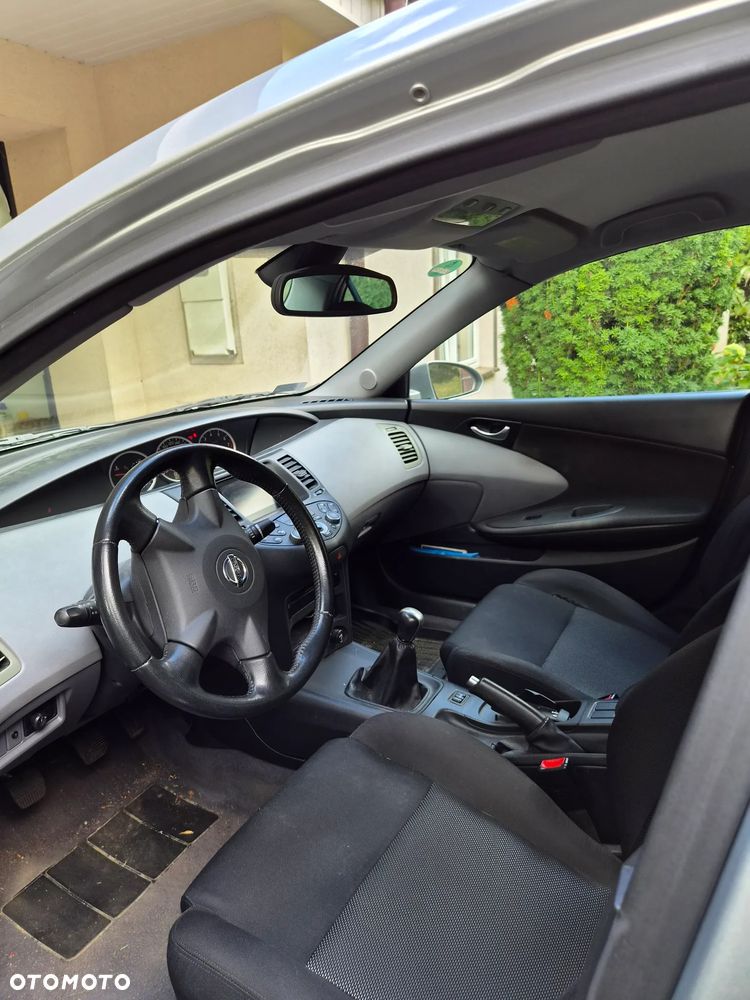 Nissan Primera - 8