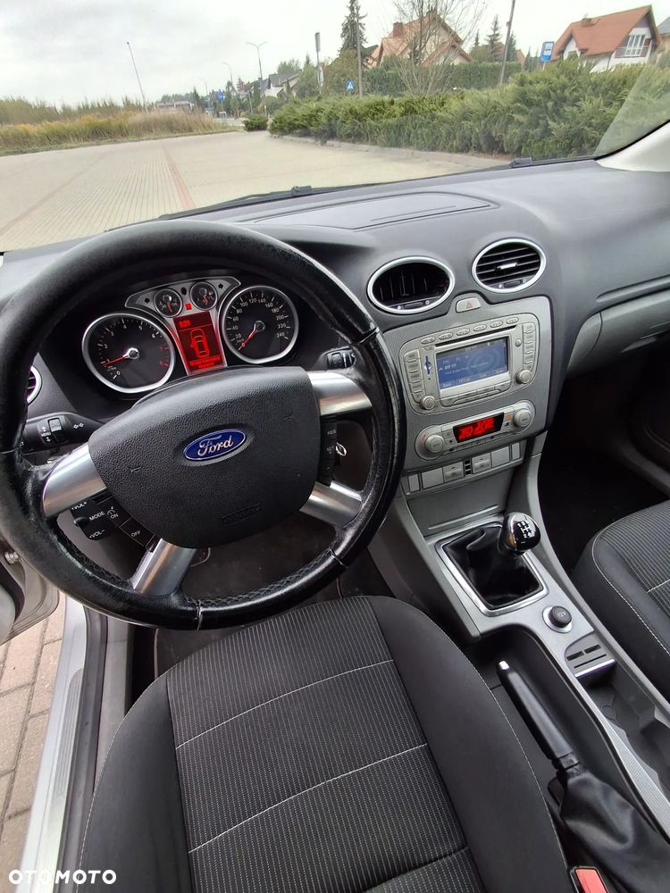 Ford Focus 1.6 16V Silver Magic - 10