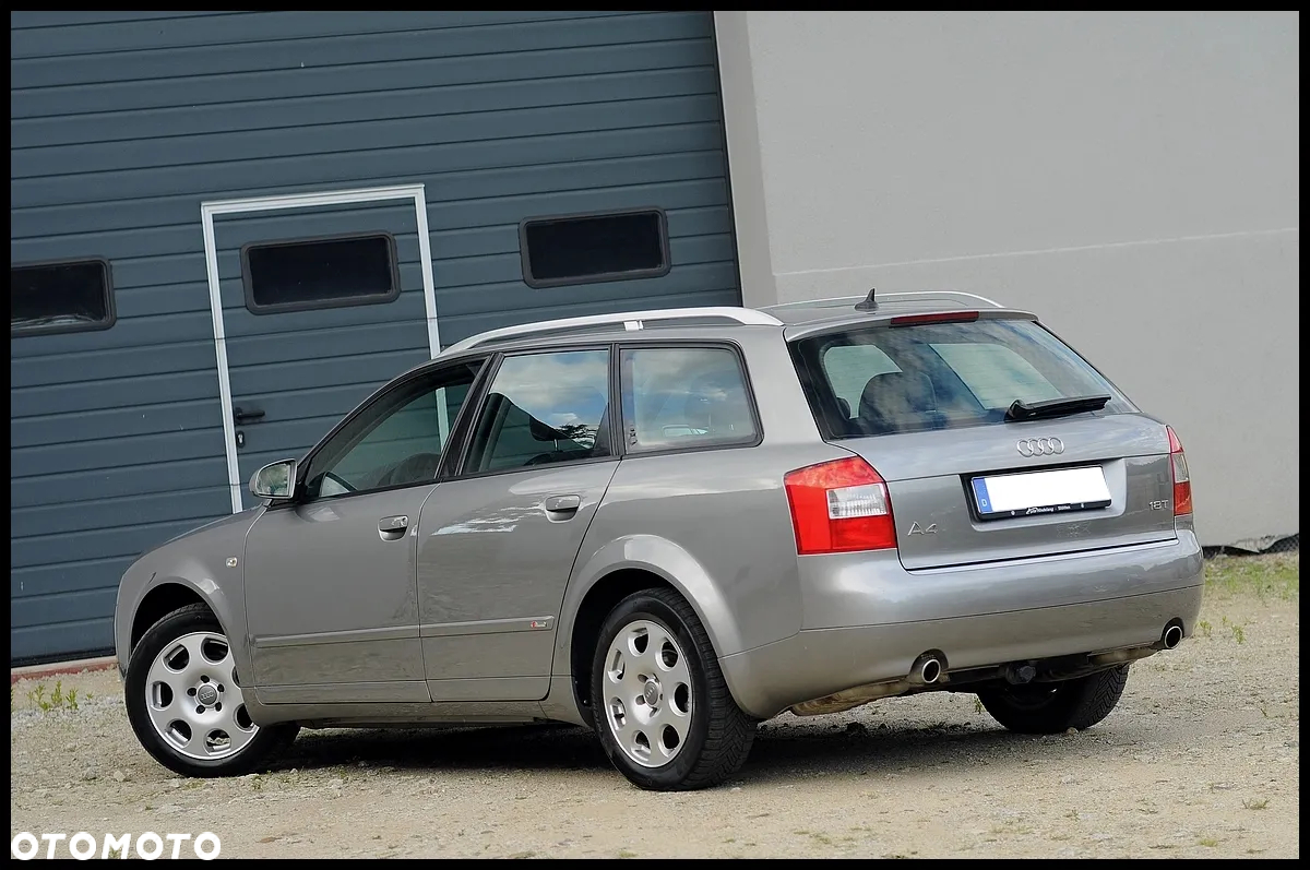 Audi A4 Avant 1.8T - 22
