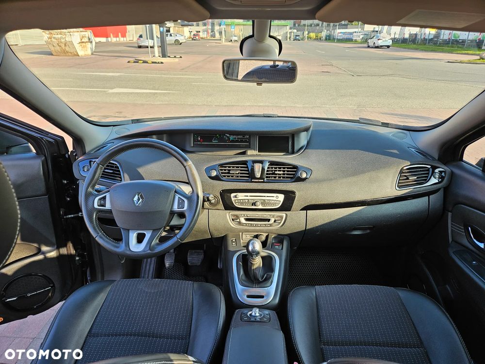 Renault Scenic - 10