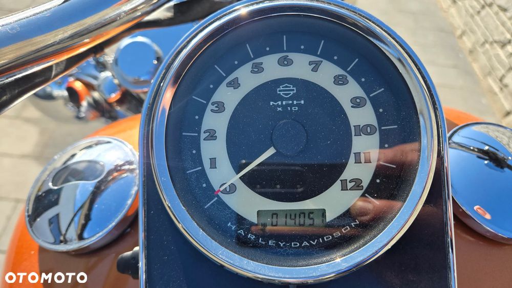 Harley-Davidson Softail Deluxe - 17