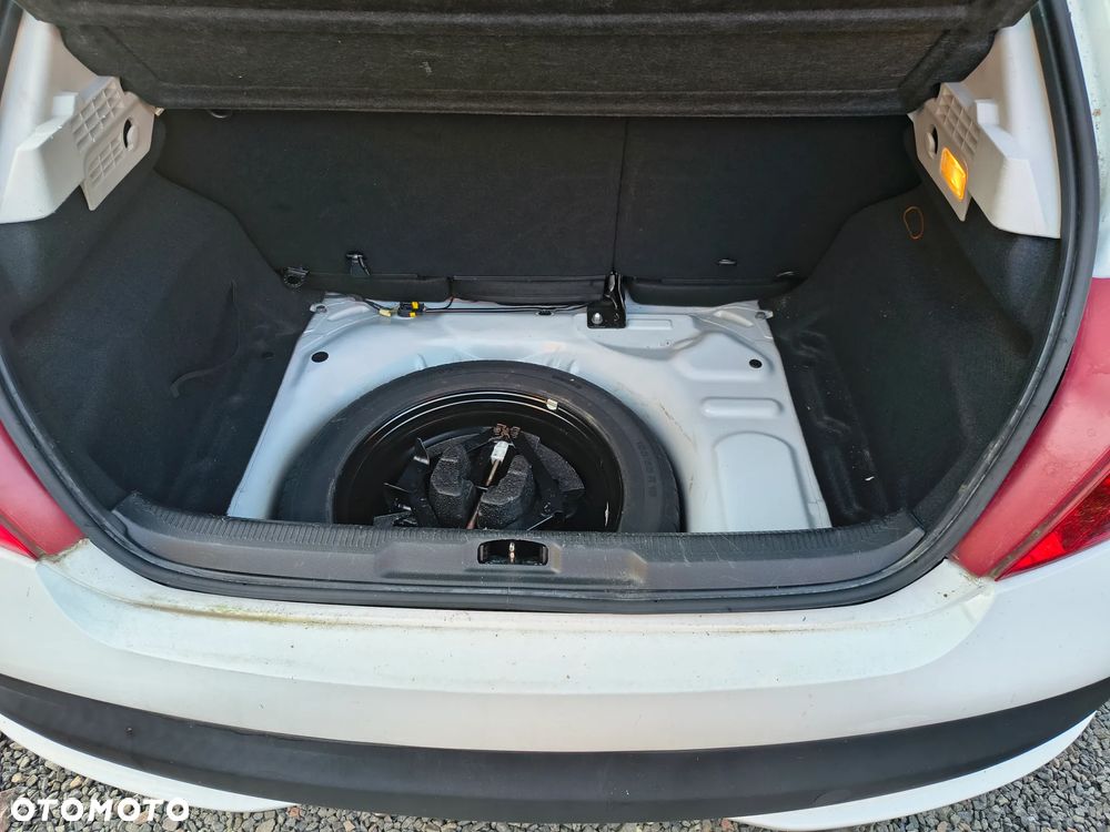 Peugeot 207 1.6 Premium - 4