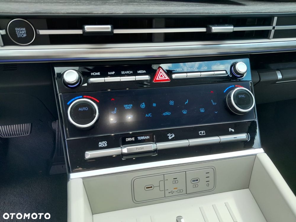 Hyundai Santa Fe 1.6 T-GDI HEV Executive 4WD - 35