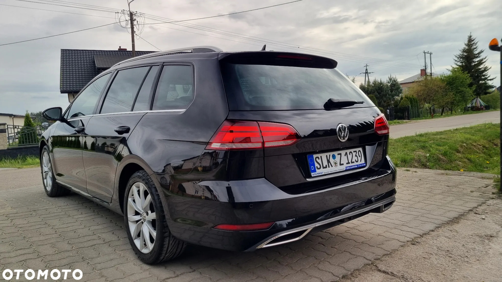 Volkswagen Golf 2.0 TDI (BlueMotion Technology) DSG Highline - 4